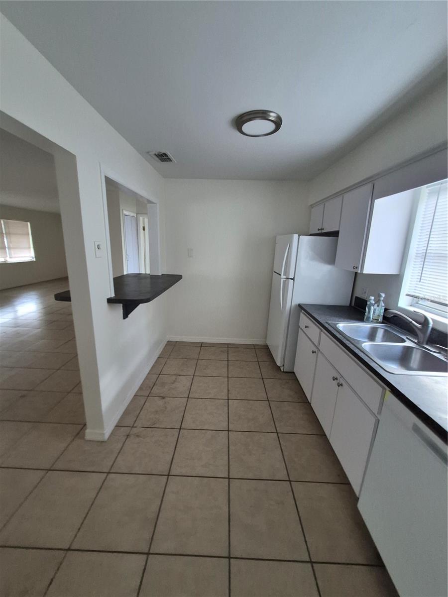 11 S Barbour St Property Photo 13