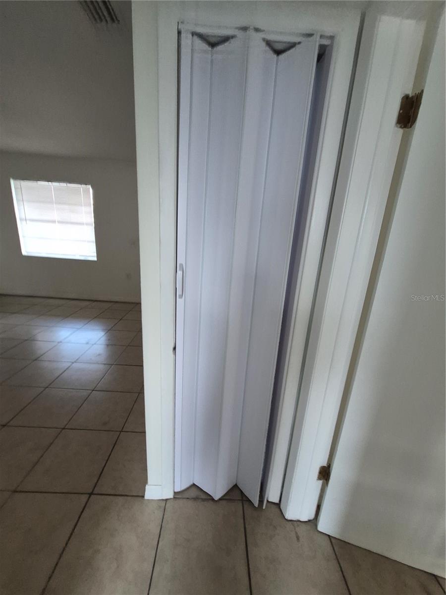 11 S Barbour St Property Photo 18