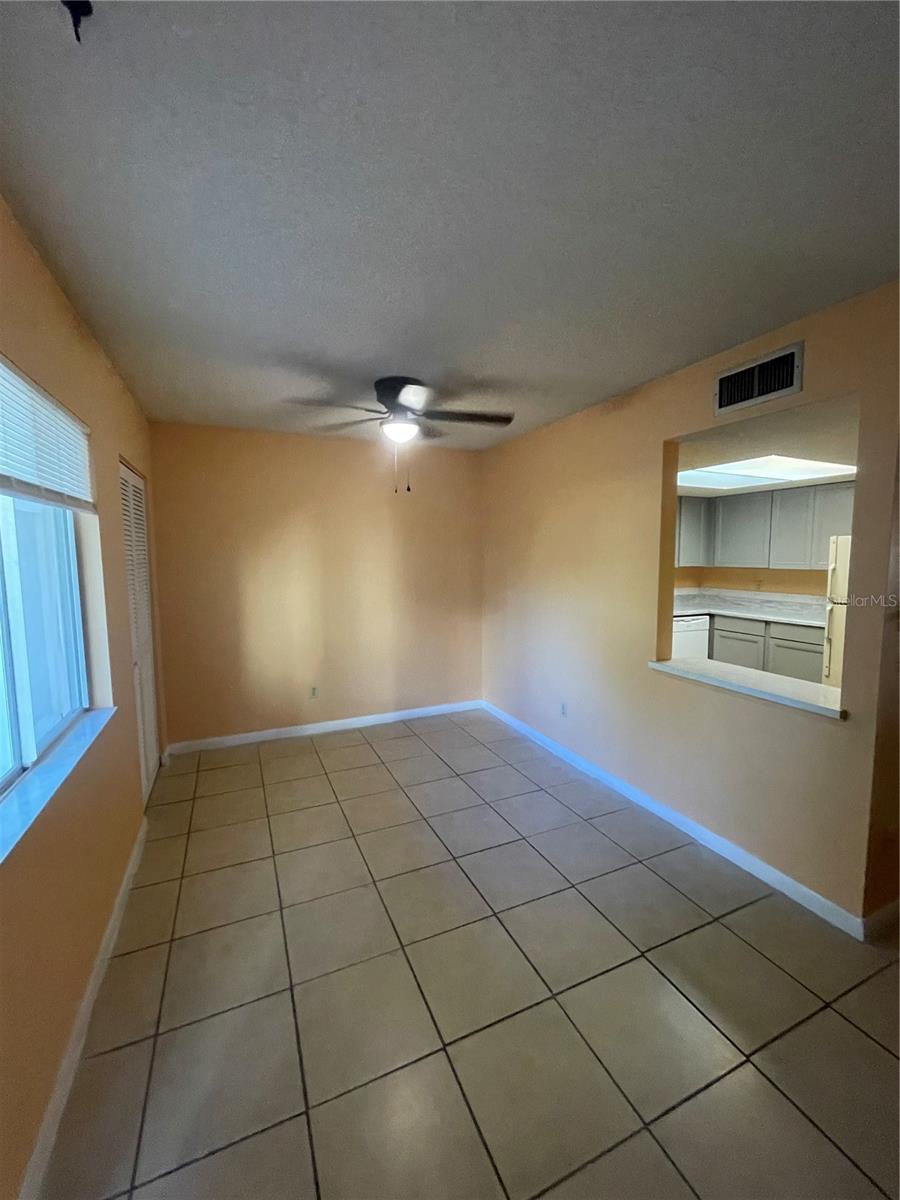 549 Fairways Dr #a Property Photo 2