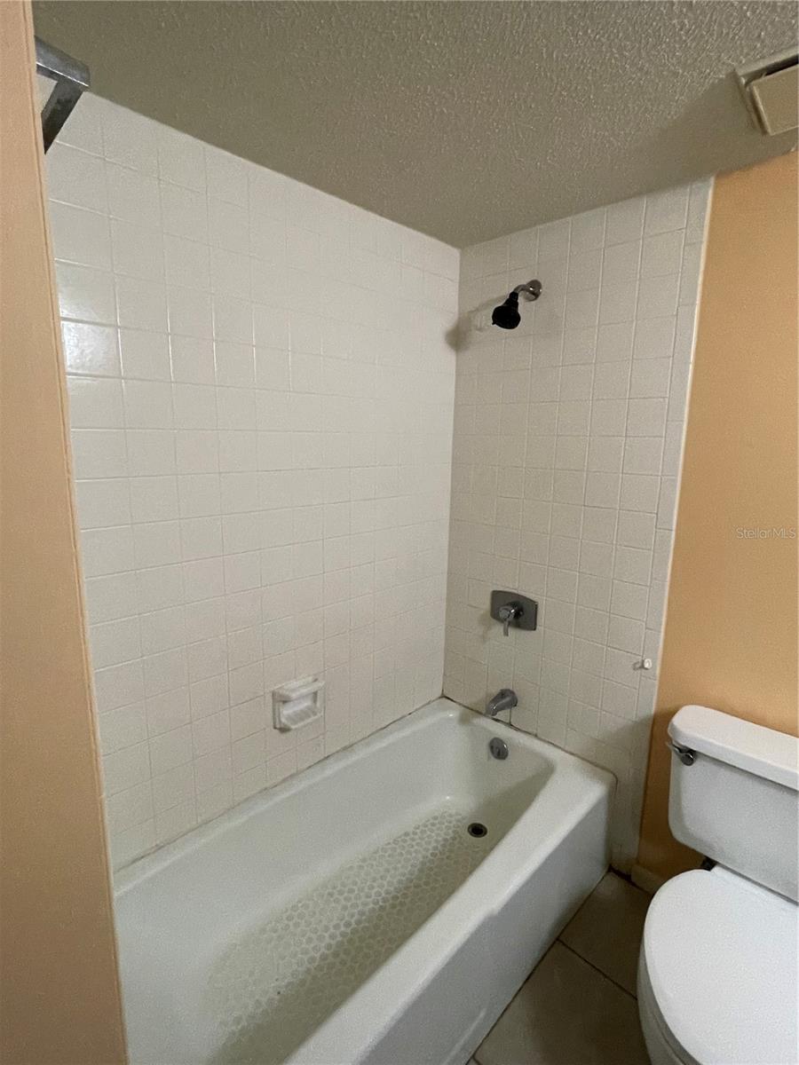549 Fairways Dr #a Property Photo 23
