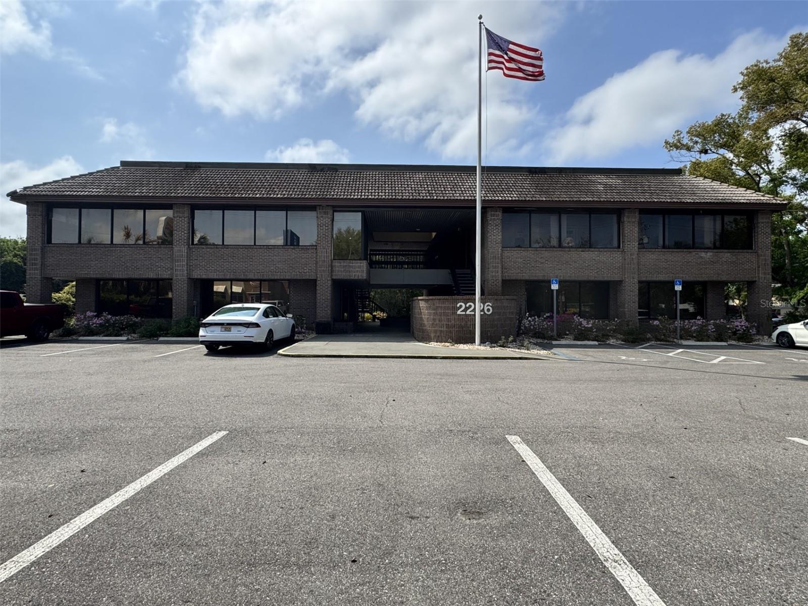 2226 E SILVER SPRINGS BLVD #Suite C Property Photo 1