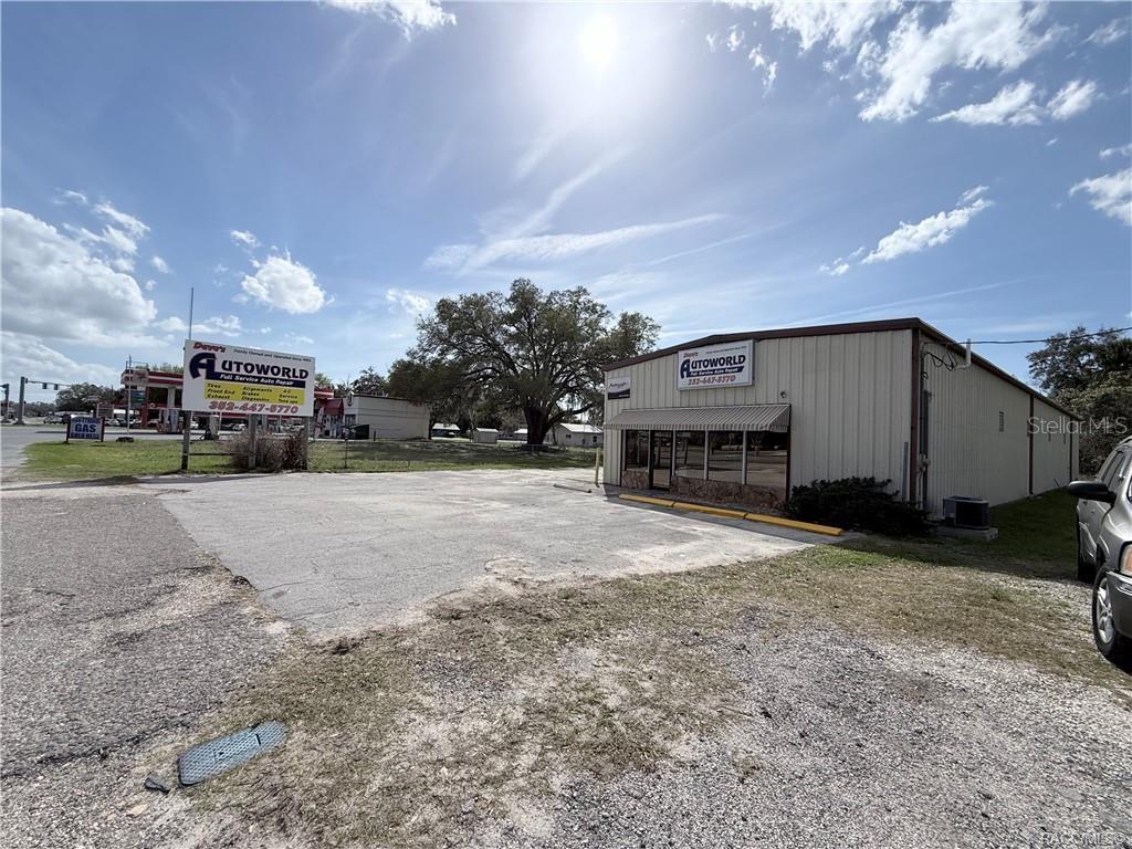 8 Highway 19 N Property Photo 25