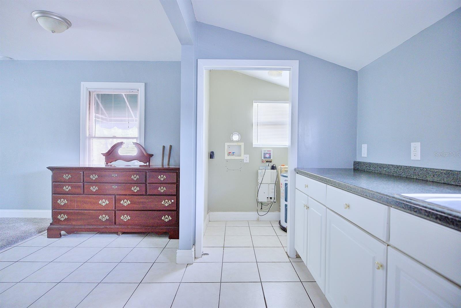 121 Bates Ave Se Property Photo 13