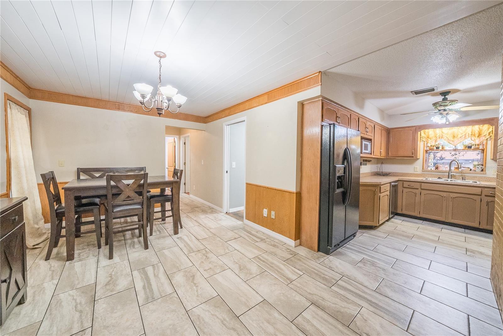 12 Spring Lake Way Property Photo 9