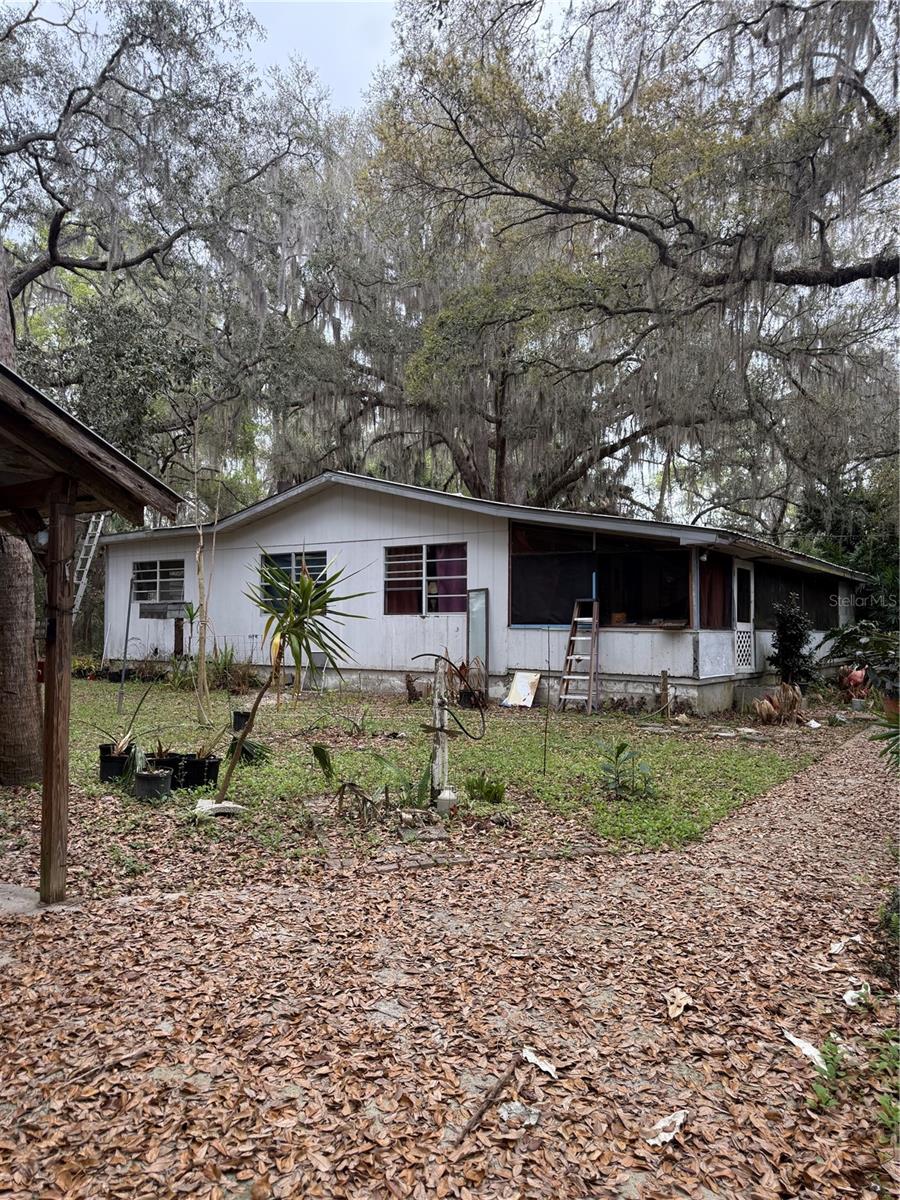 1730 S Palm Ave Property Photo 1
