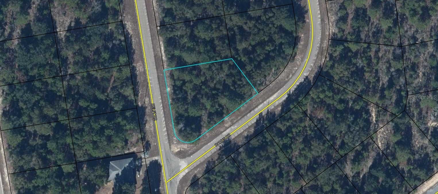 Lot 7, Unit 2, Blk 213 Delft Dr Property Photo 4