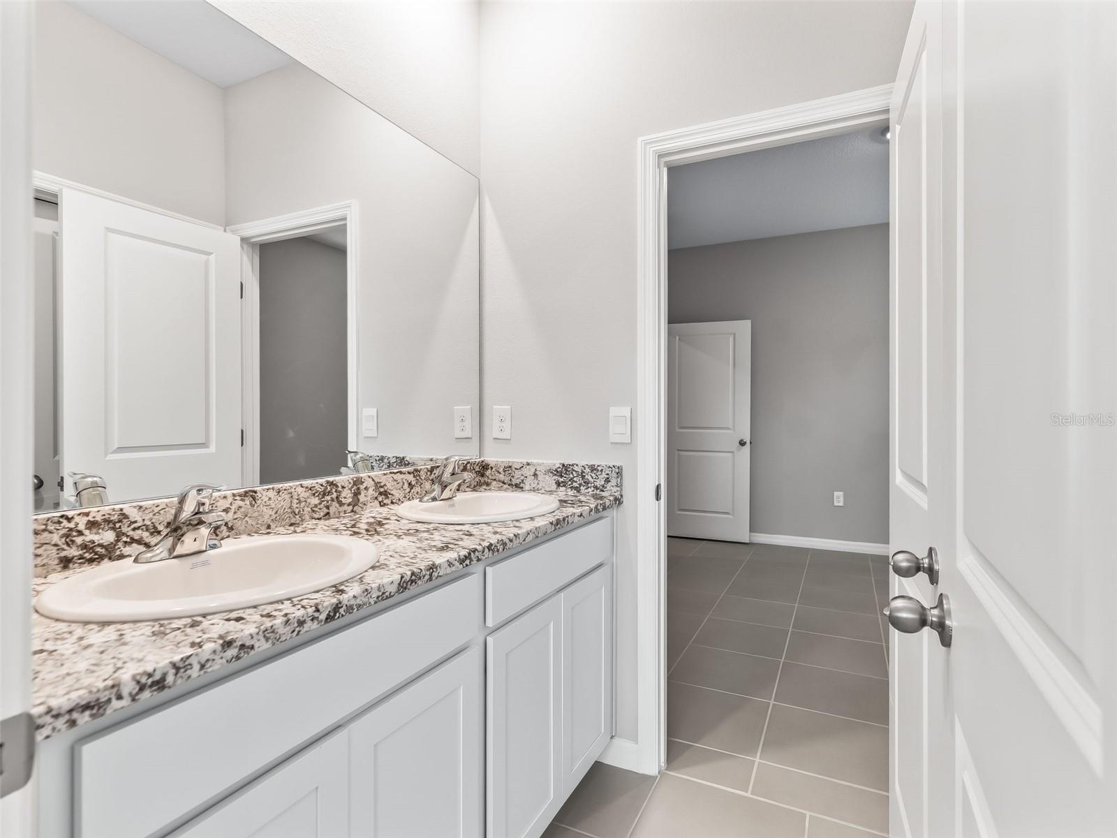 4982 Nw 39th Loop Property Photo 15