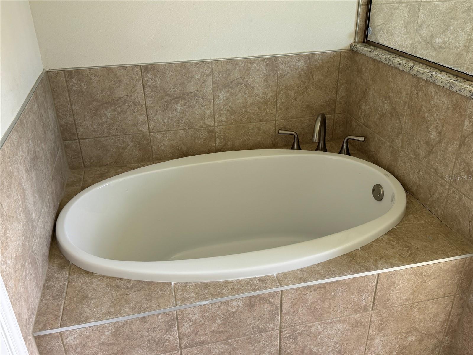 3462 Sernice St Property Photo 12