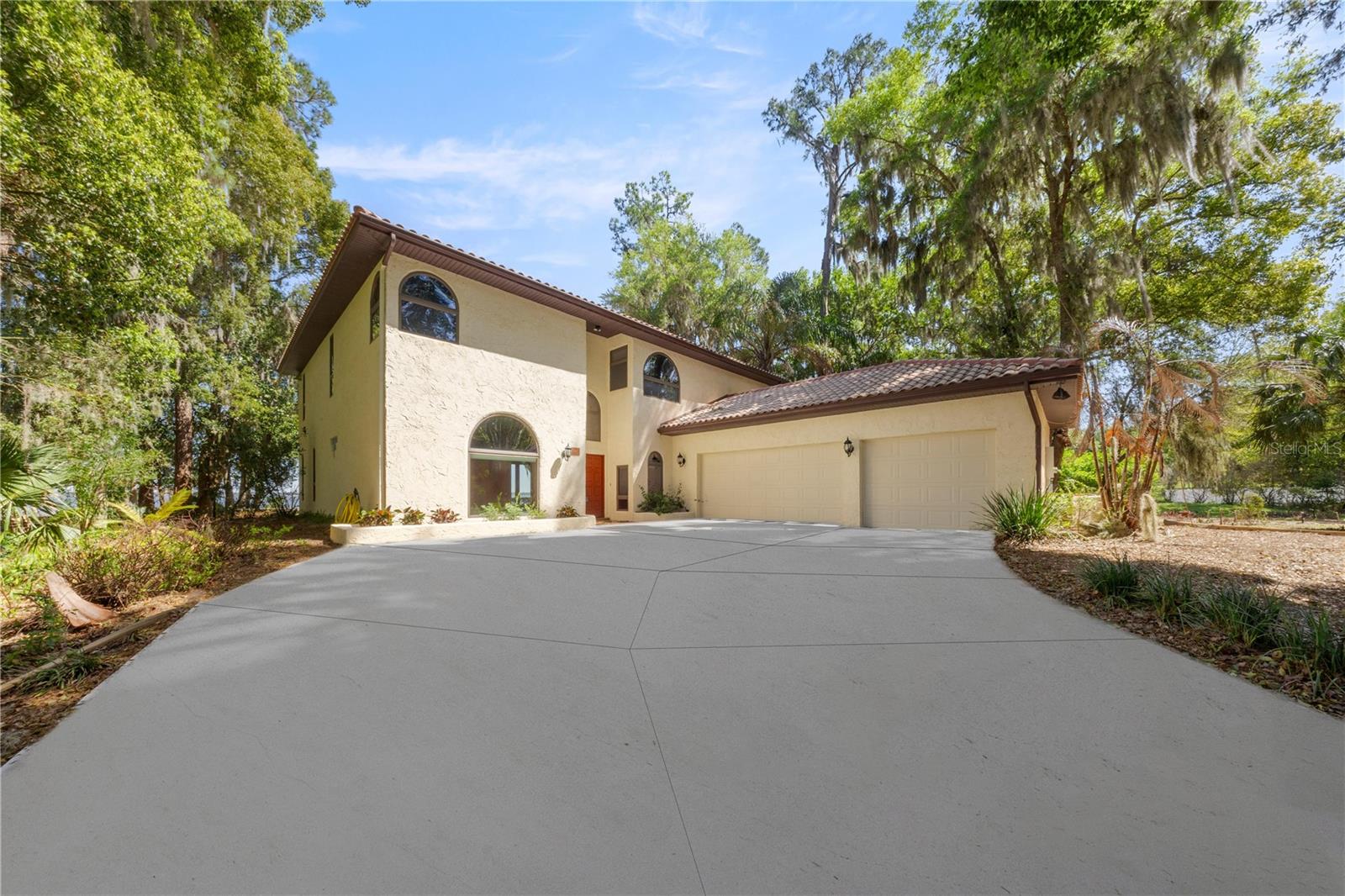 12621 Se Sunset Harbor Rd Property Photo 3