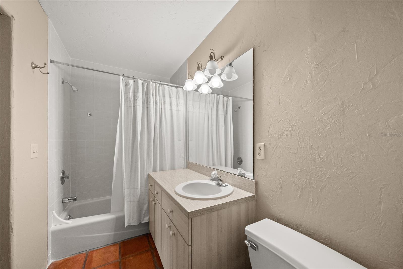 12621 Se Sunset Harbor Rd Property Photo 34