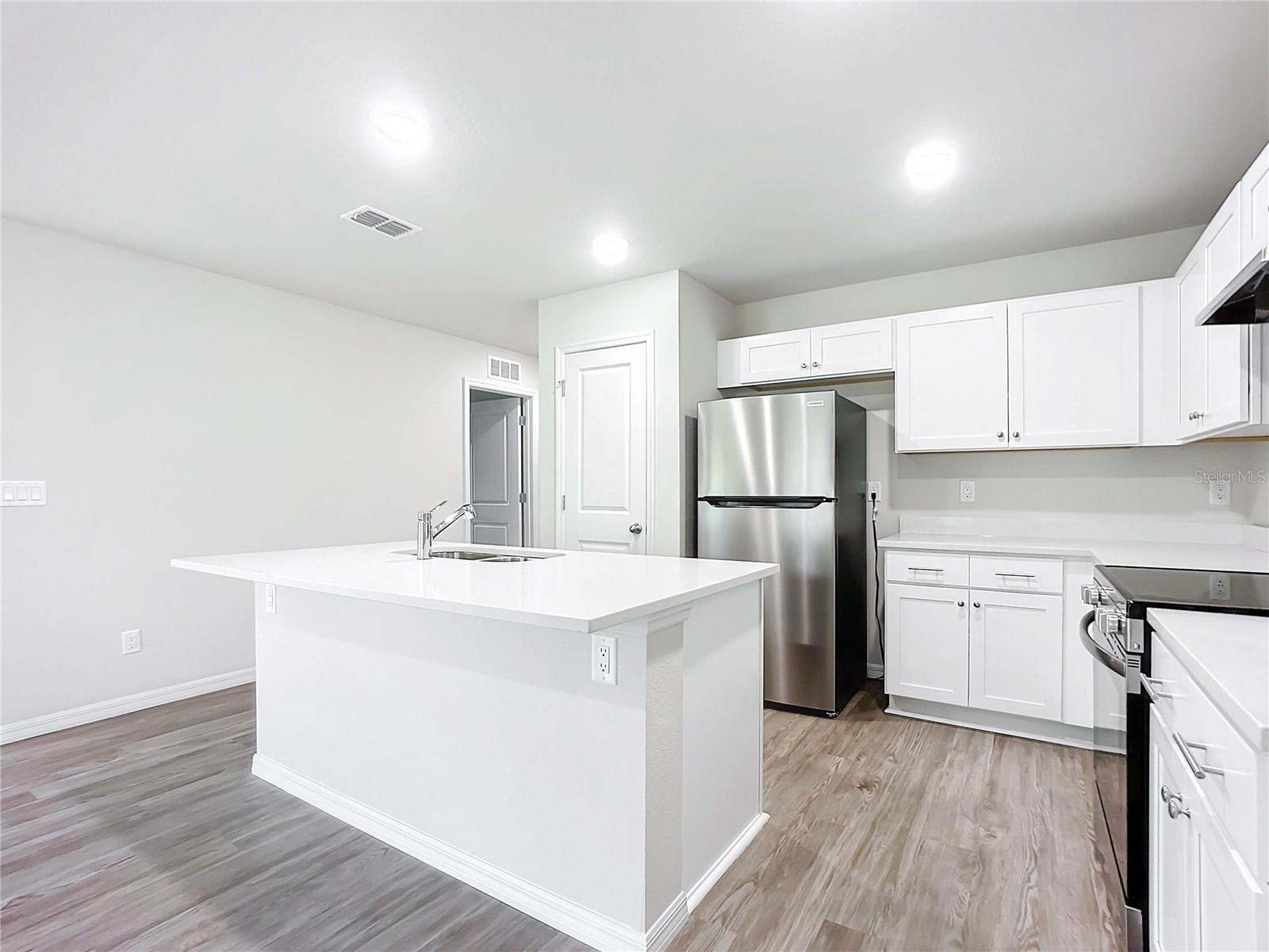 38 Slumber Meadow Trl Property Photo 3