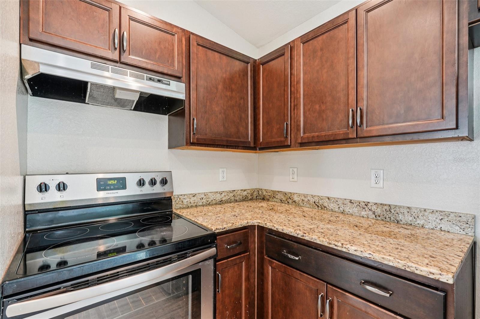 40 Juniper Trl Property Photo 6