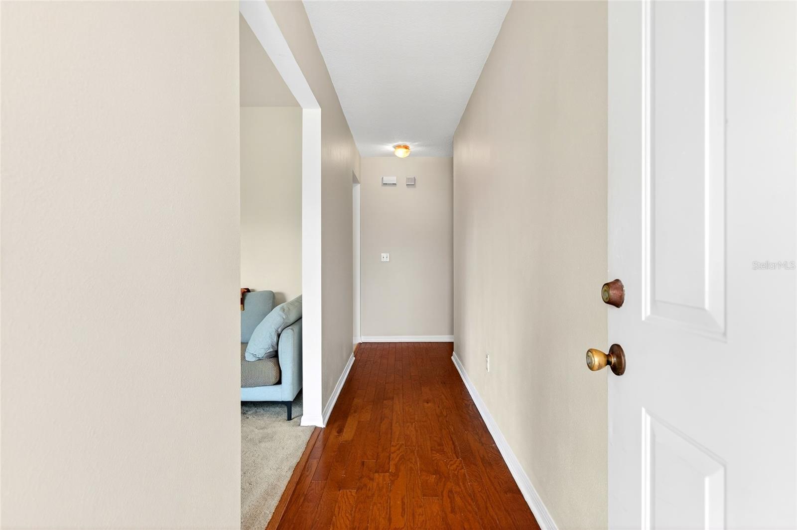 10 Almond Trce Property Photo 4