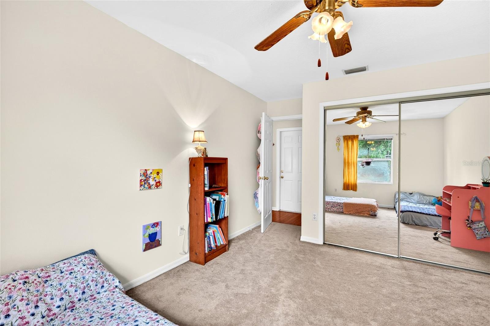 10 Almond Trce Property Photo 19