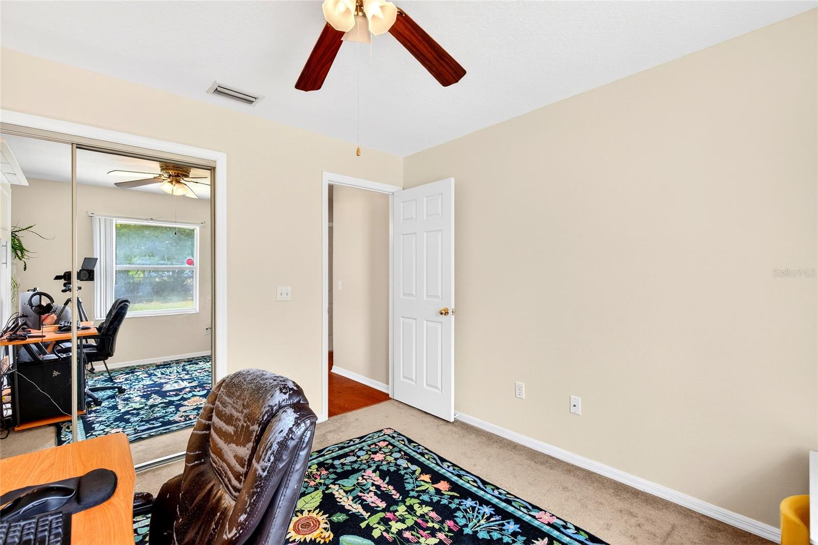 10 Almond Trce Property Photo 23