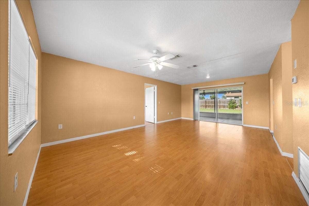 14906 Sw 38th Cir Property Photo 3