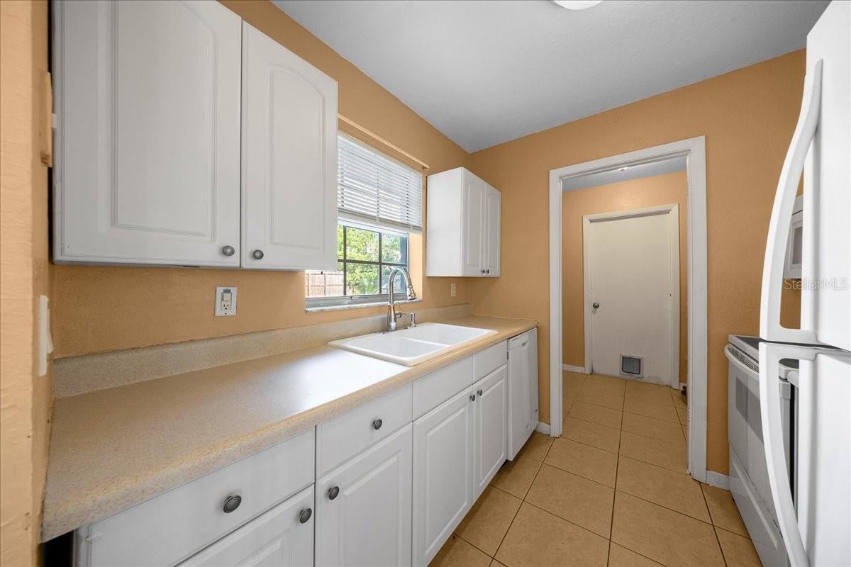 14906 Sw 38th Cir Property Photo 6