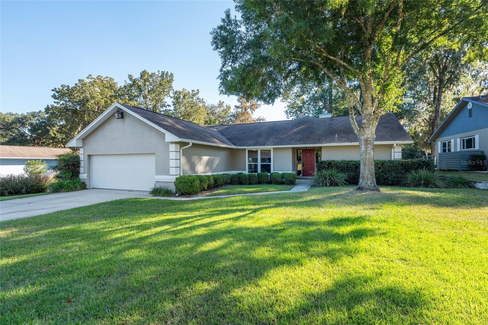 8120 Nw 48th Ln Property Photo 1