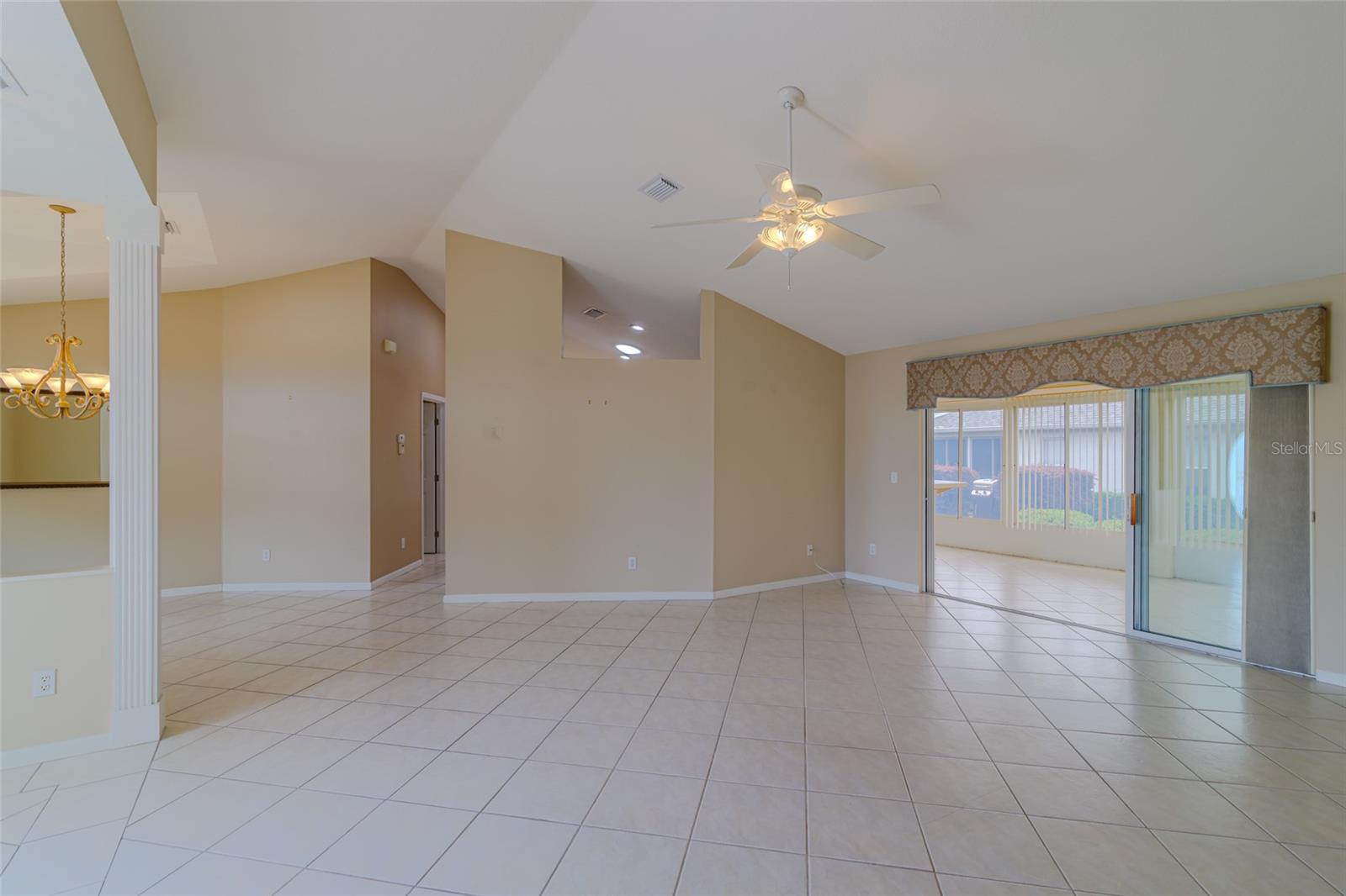 2020 Nw 50th Cir Property Photo 4