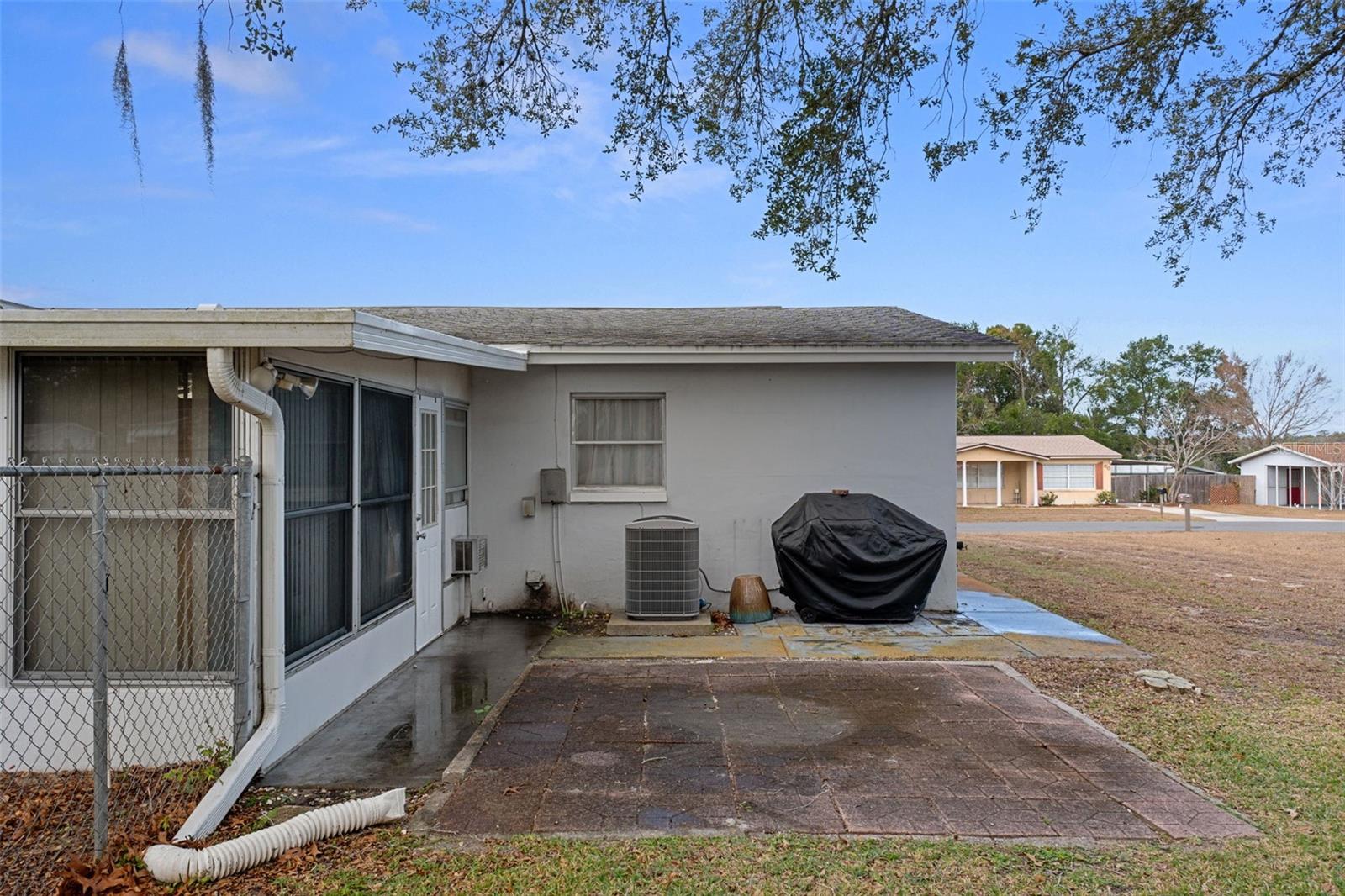 83 S Harrison St Property Photo 33