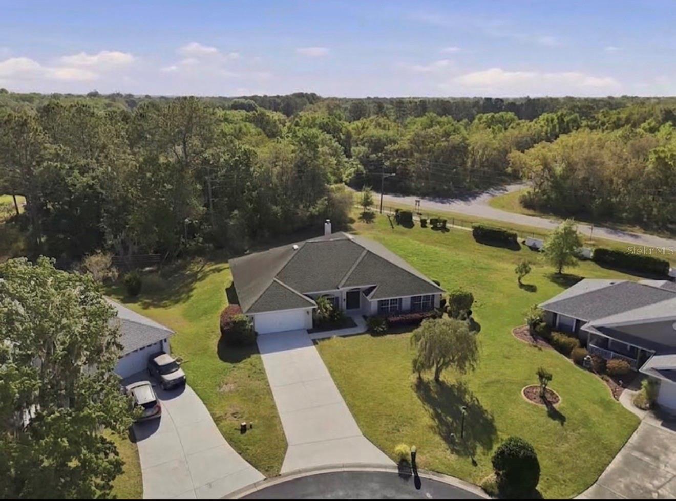 42 Sunrise Dr Property Photo 2