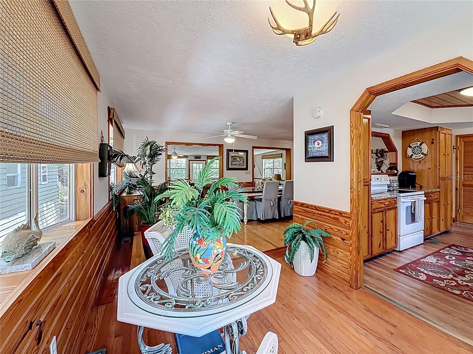 4129 E Riverside Dr Property Photo 27