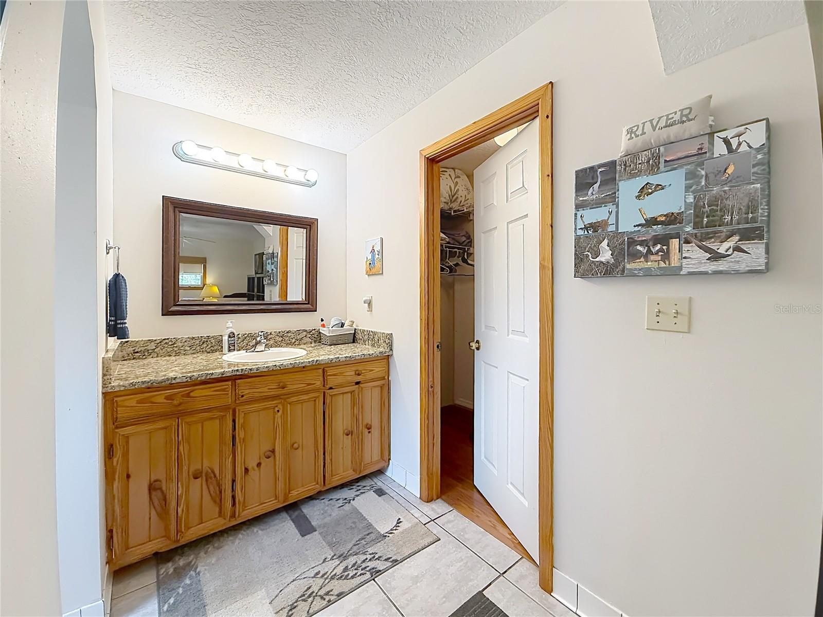 4129 E Riverside Dr Property Photo 30
