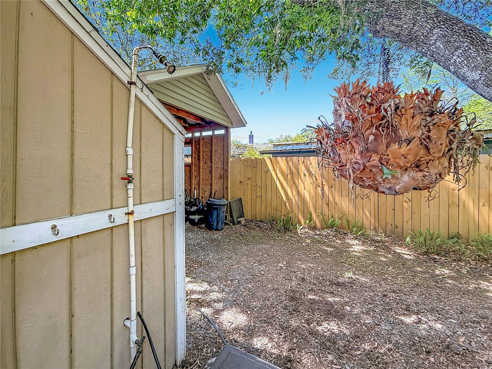 4129 E Riverside Dr Property Photo 56