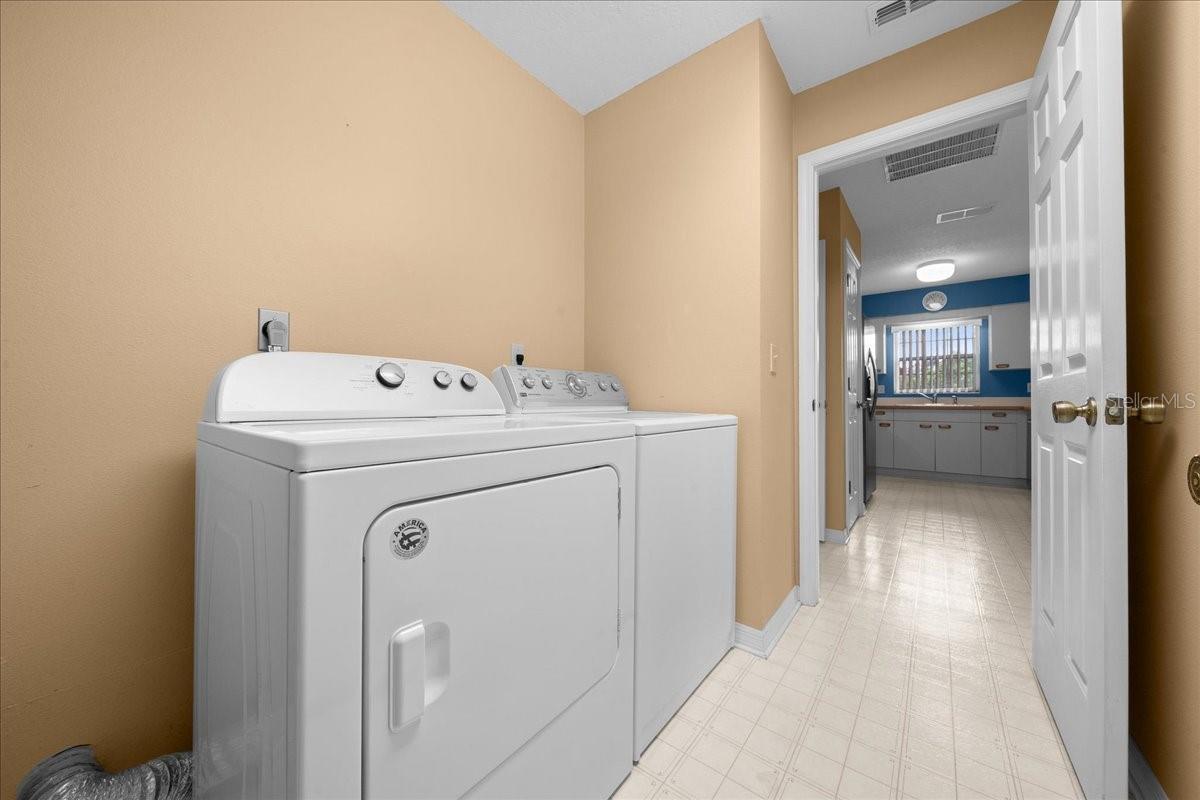 3498 Nw 50th Ct Property Photo 37