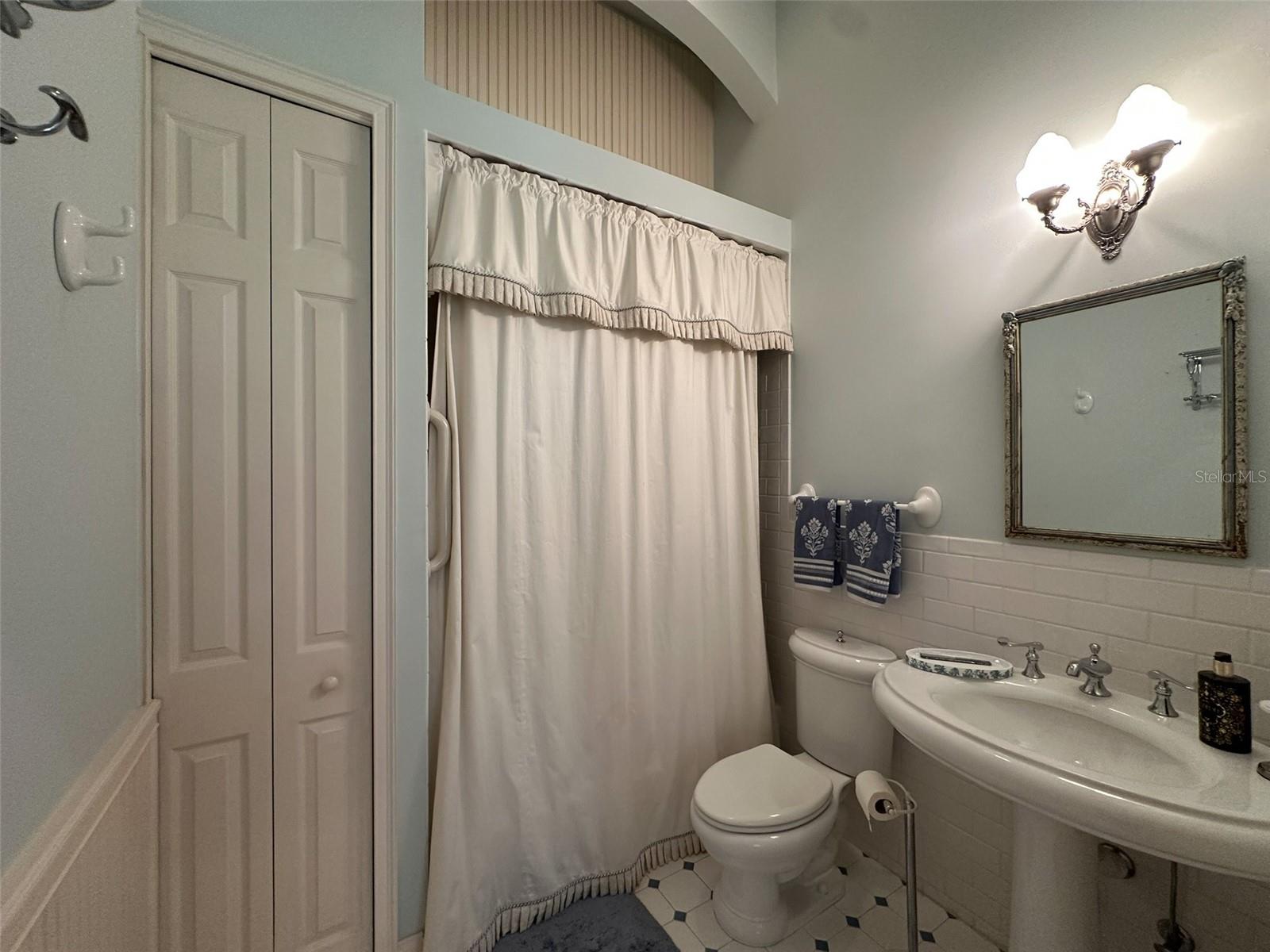 6425 Nw 202nd Pl Property Photo 56