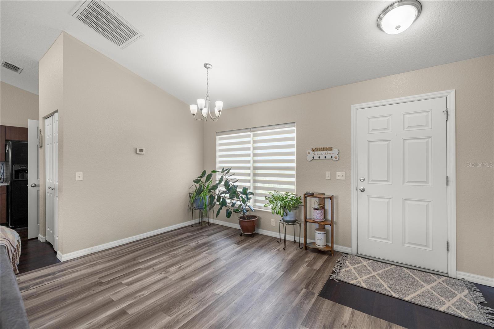 6 Laurel Pass Ct Property Photo 2