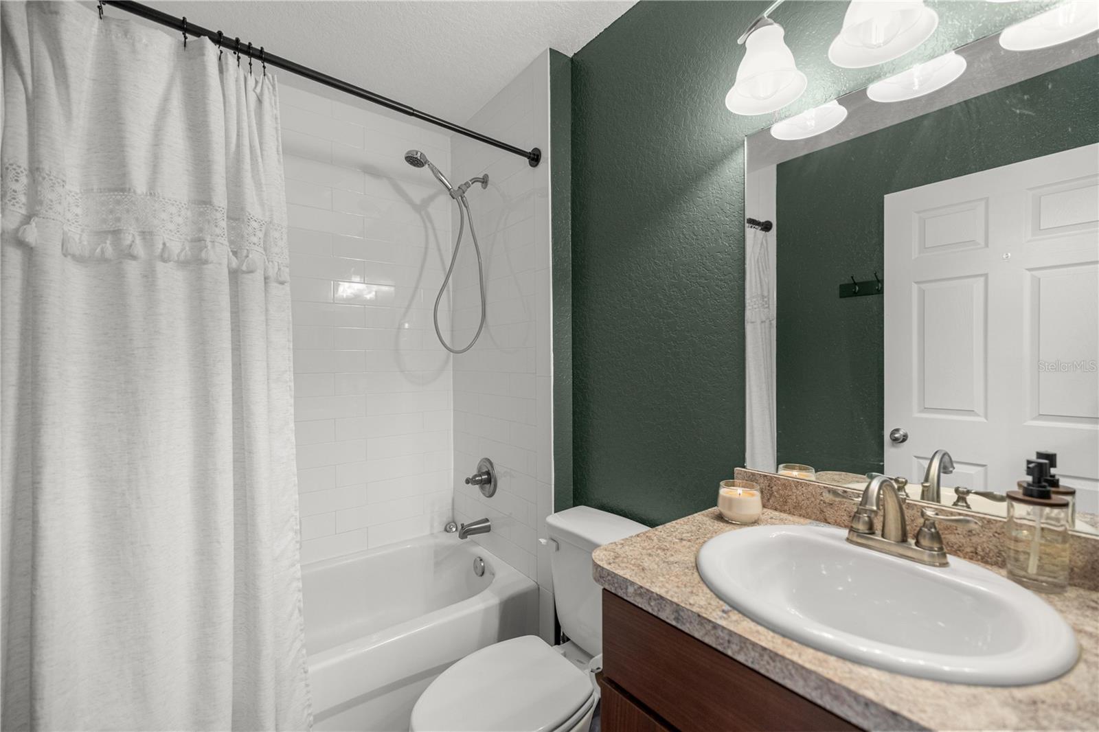 6 Laurel Pass Ct Property Photo 19