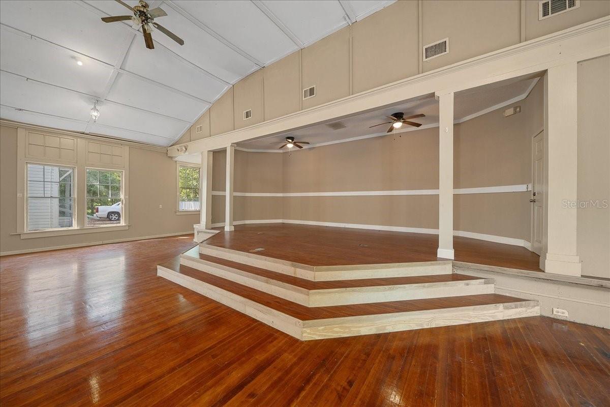 118 Ne Tuscawilla Ave Property Photo 73