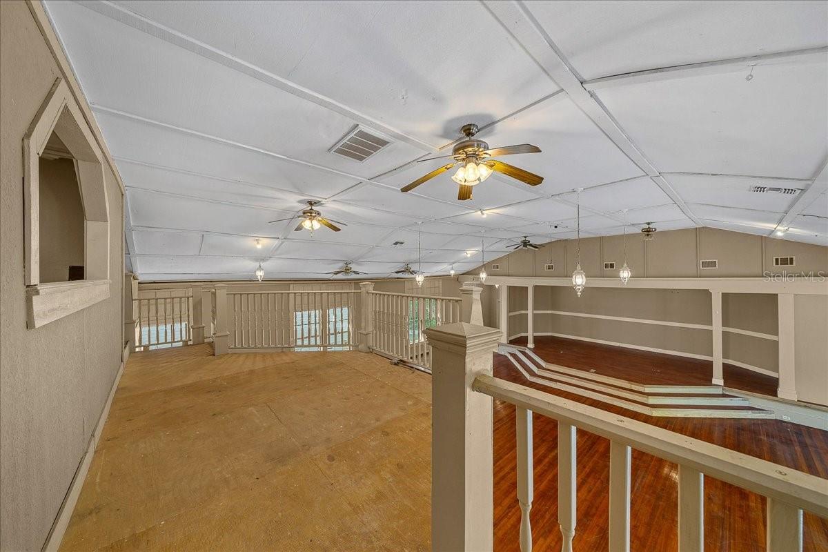 118 Ne Tuscawilla Ave Property Photo 76