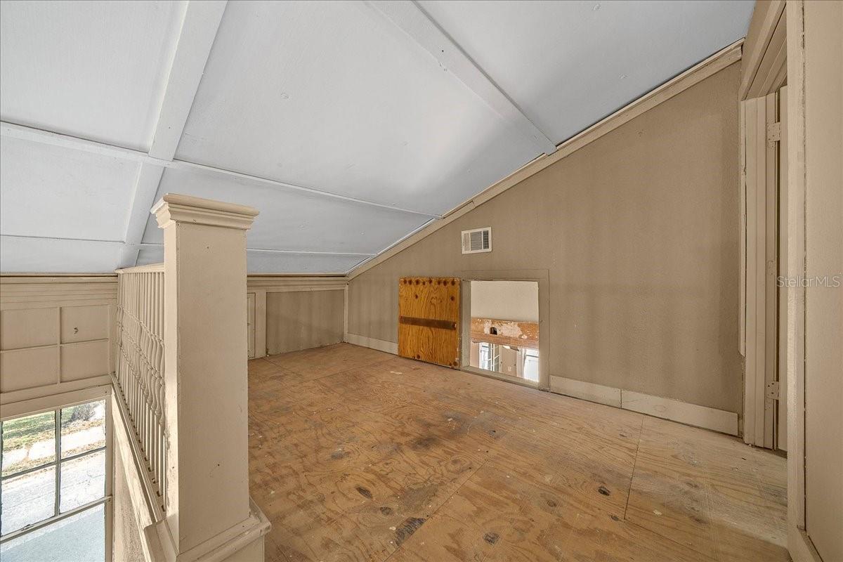 118 Ne Tuscawilla Ave Property Photo 78