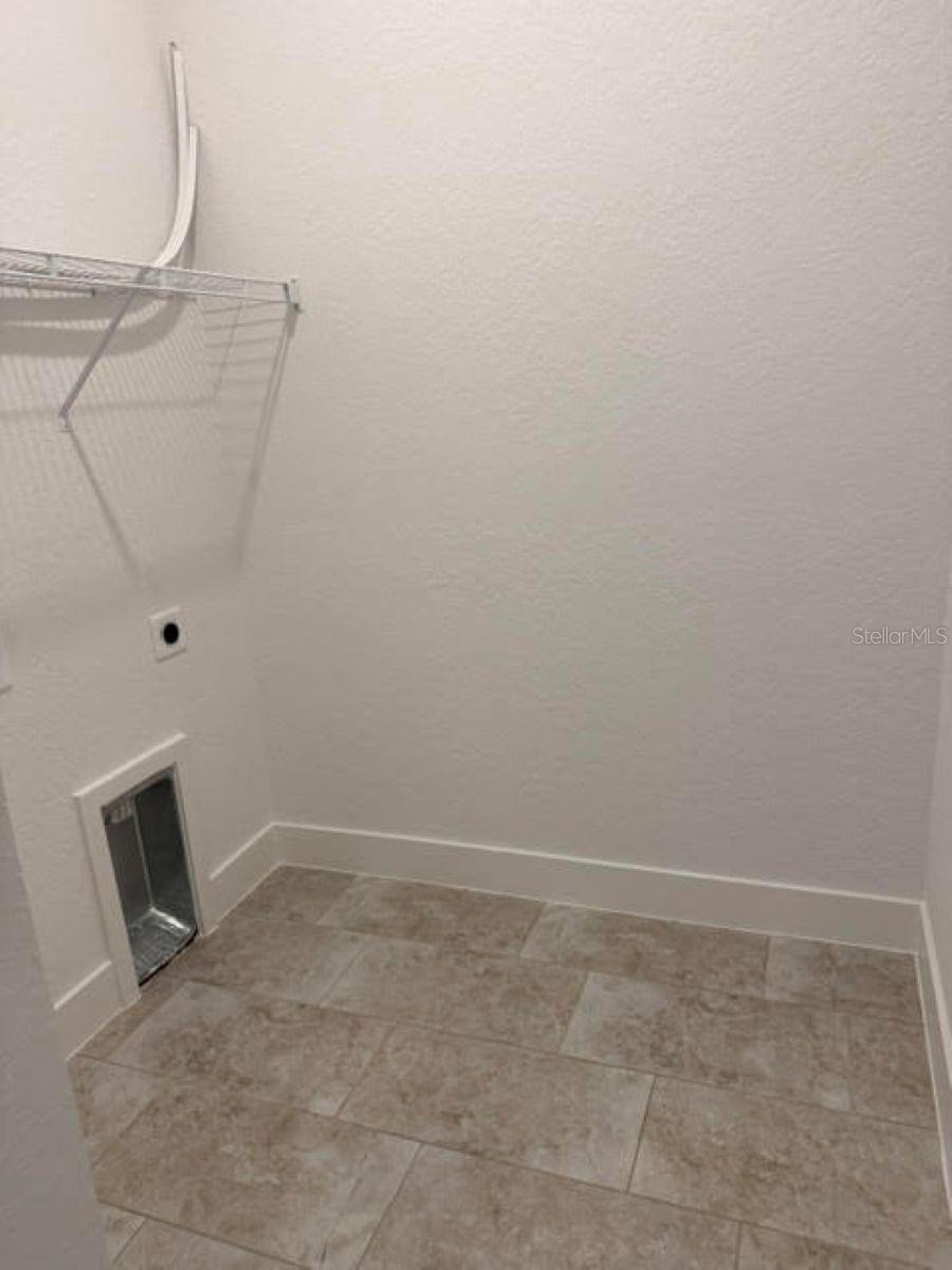 2397 Nw 23rd Ave Property Photo 11
