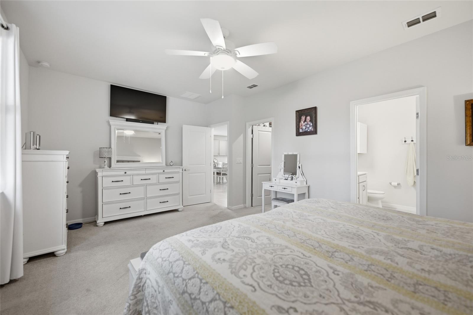 4594 Farmhouse Gate Trl Property Photo 18