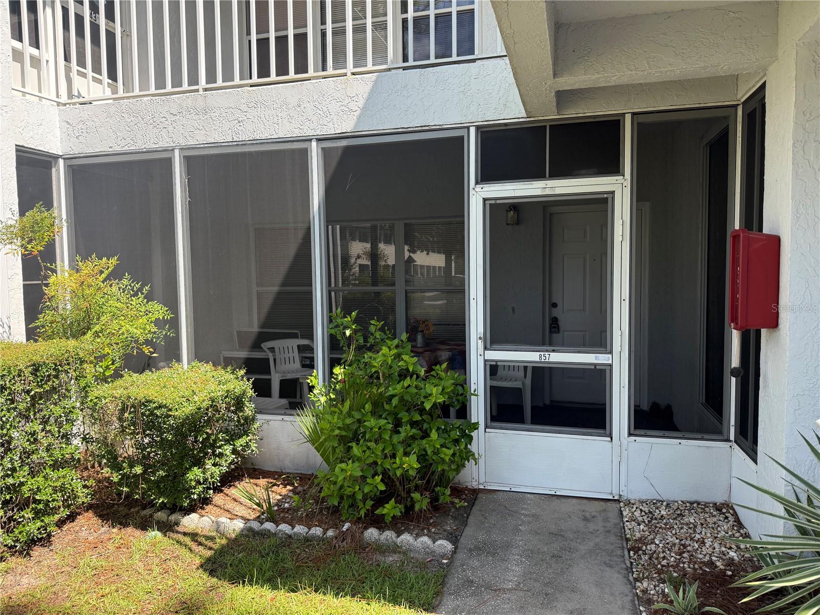 857 Se Mayo Dr #102 Property Photo 1