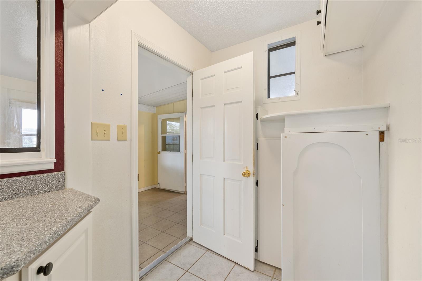 9589 Sw 102nd Pl Property Photo 20