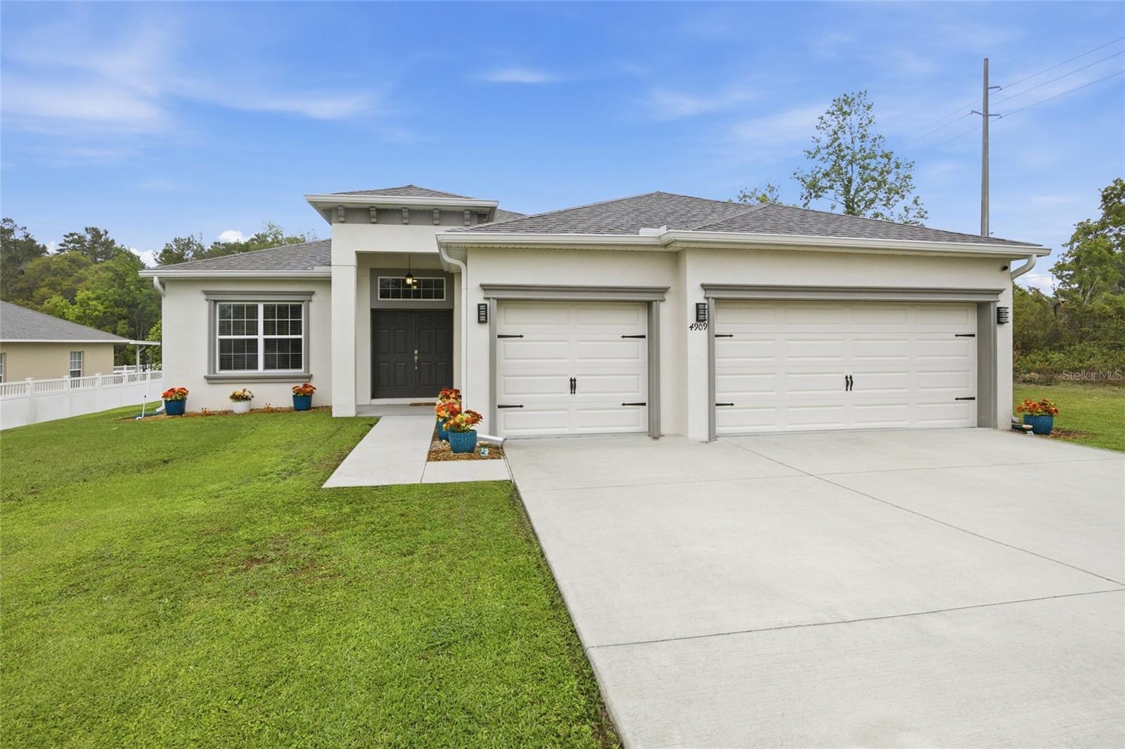 4909 Sw 107 Loop Property Photo 1