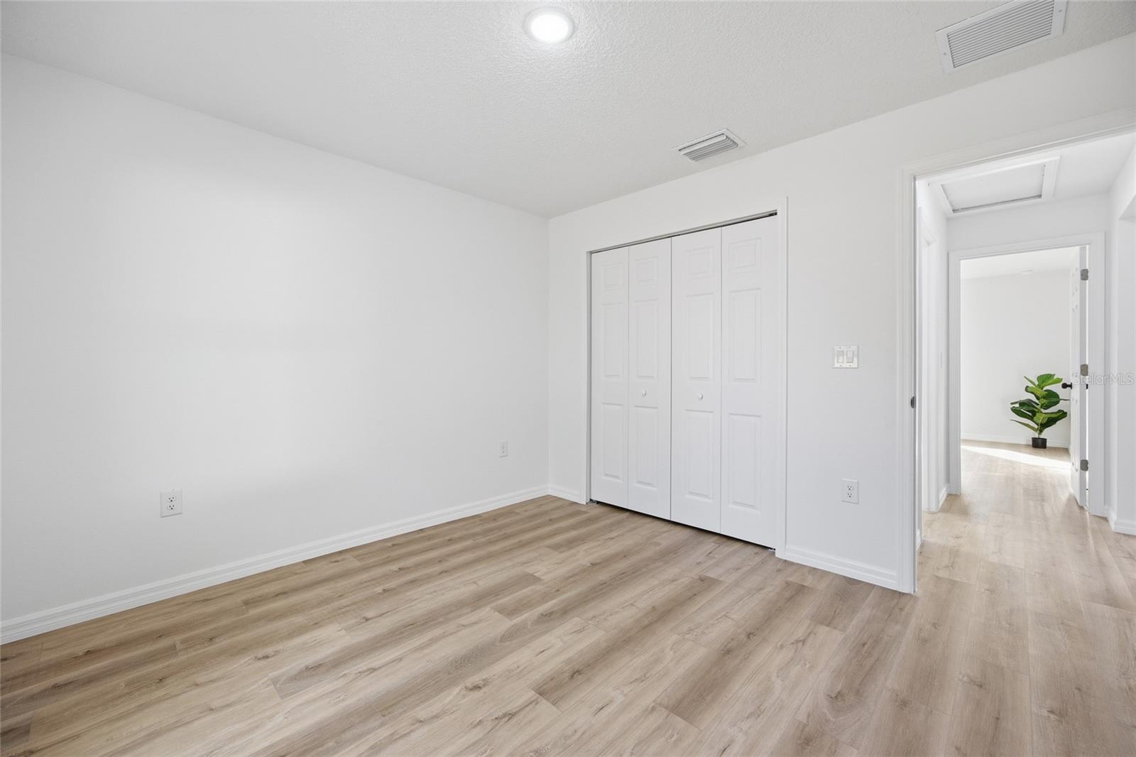 2116 W Beach Plum Drive Property Photo 27