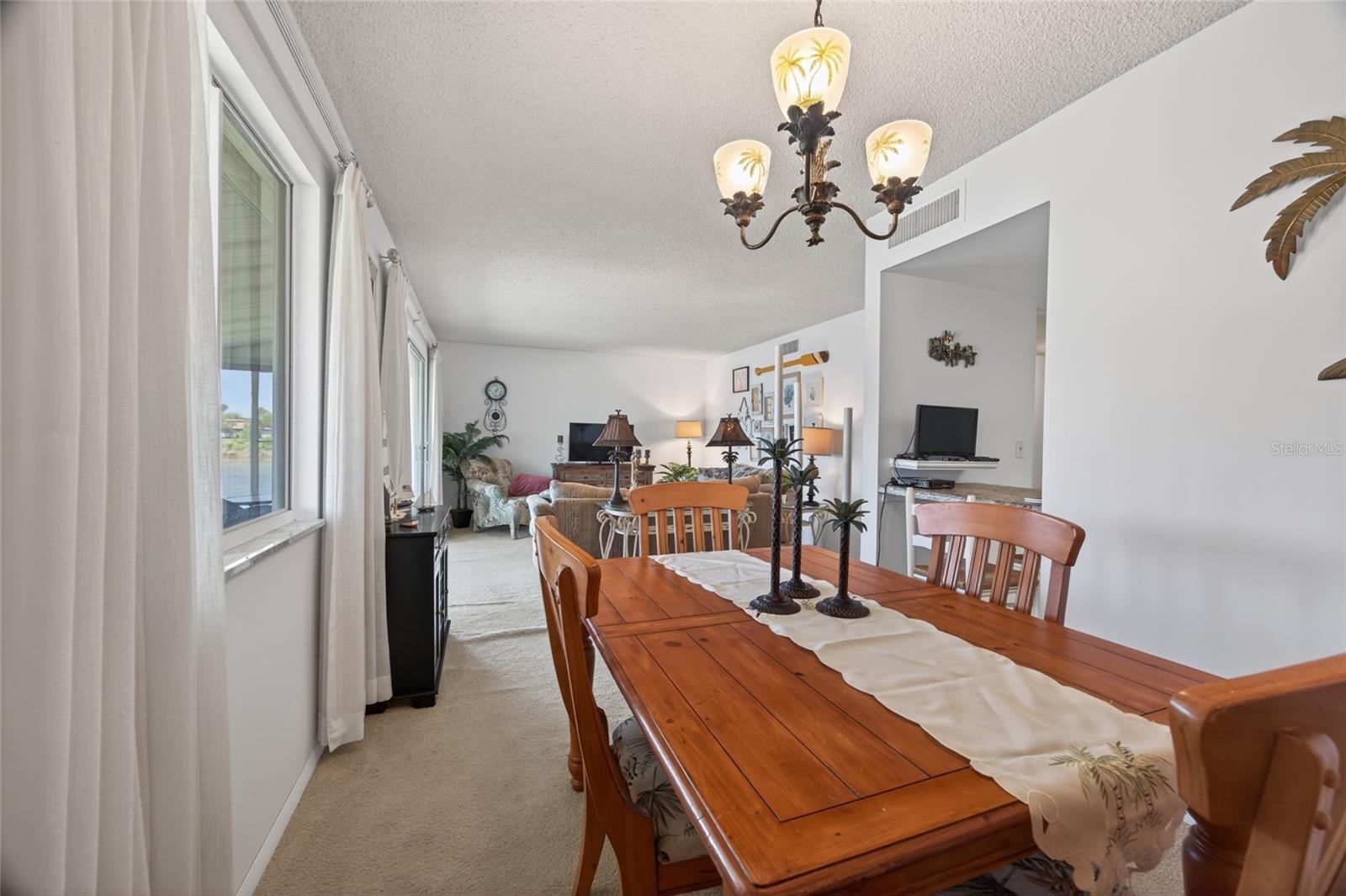 569 Midway Dr #b Property Photo 19