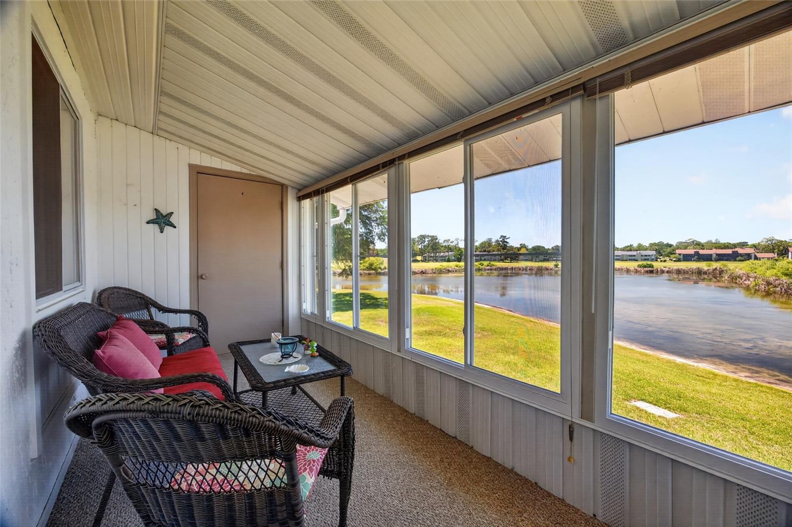 569 Midway Dr #b Property Photo 22