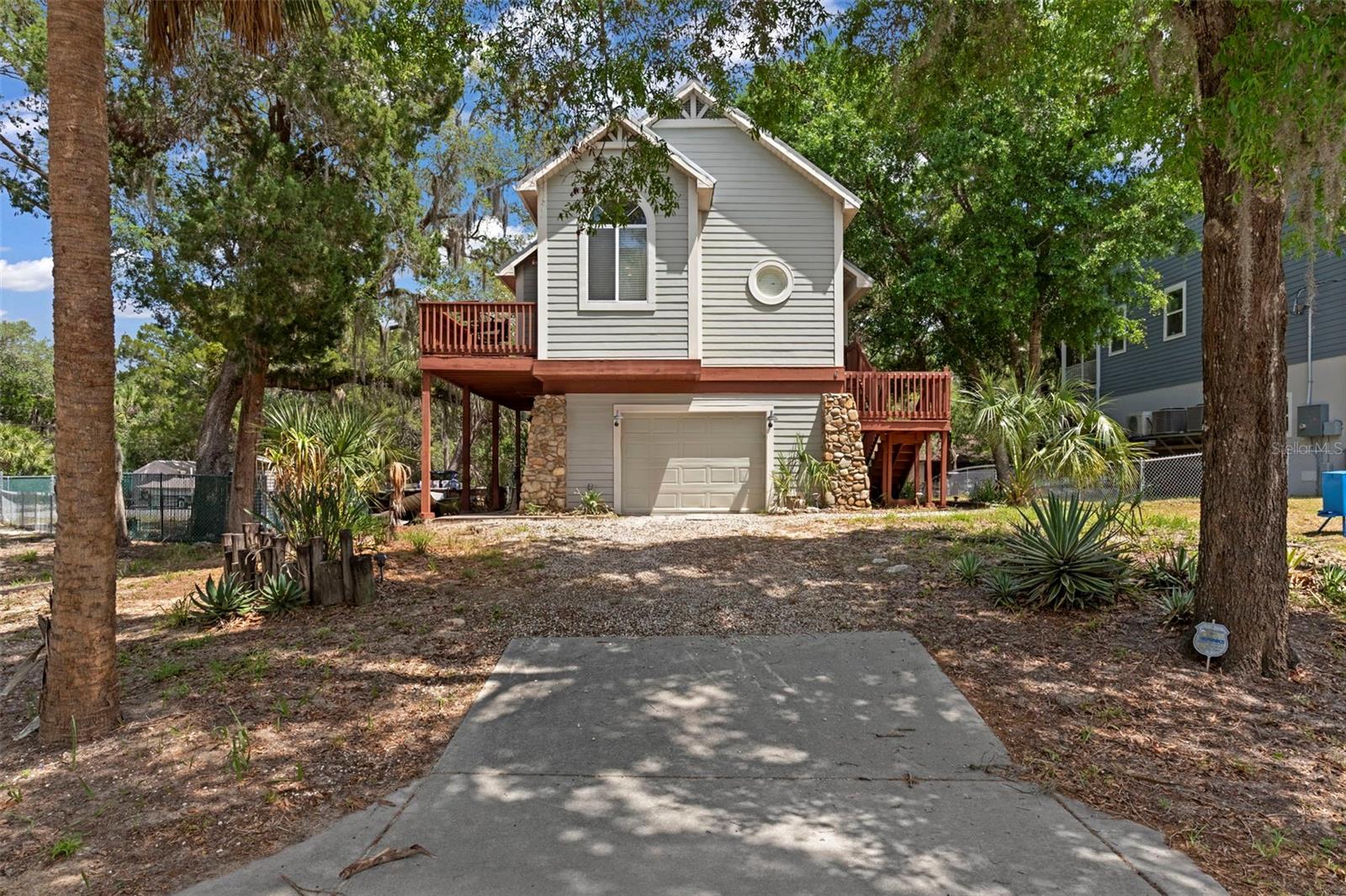 6779 S PINEBRANCH PT