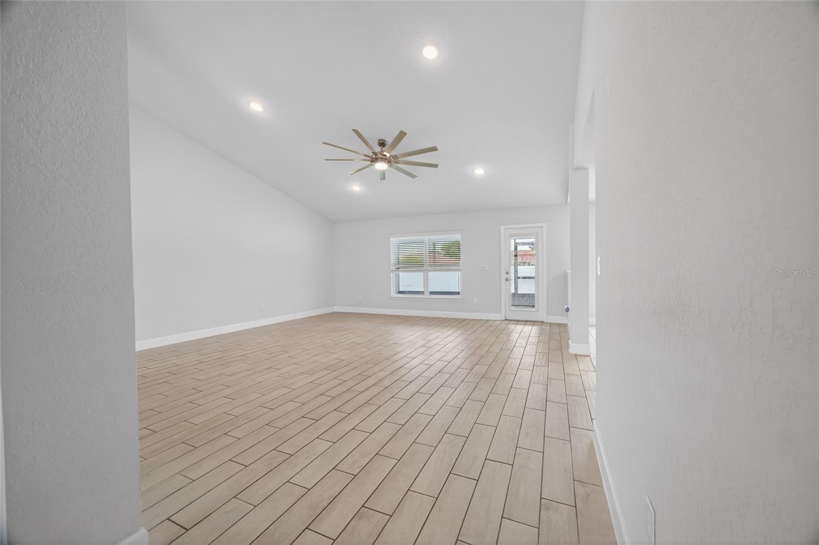 8356 Sw 59th Ter Property Photo 9