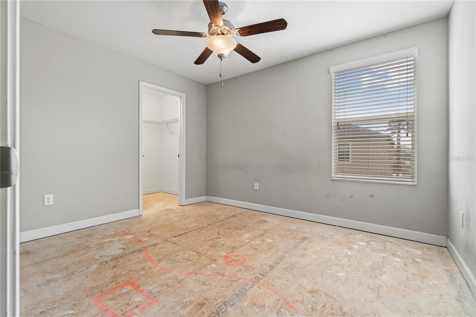 1588 Ludington Ave Property Photo 31
