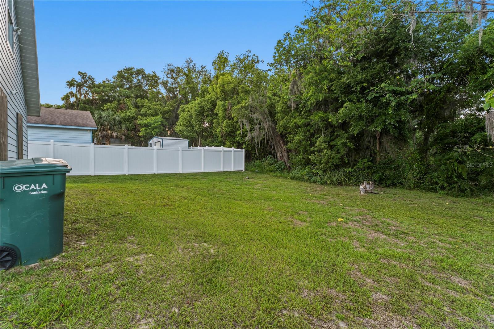 535 W Silver Springs Pl Property Photo 24
