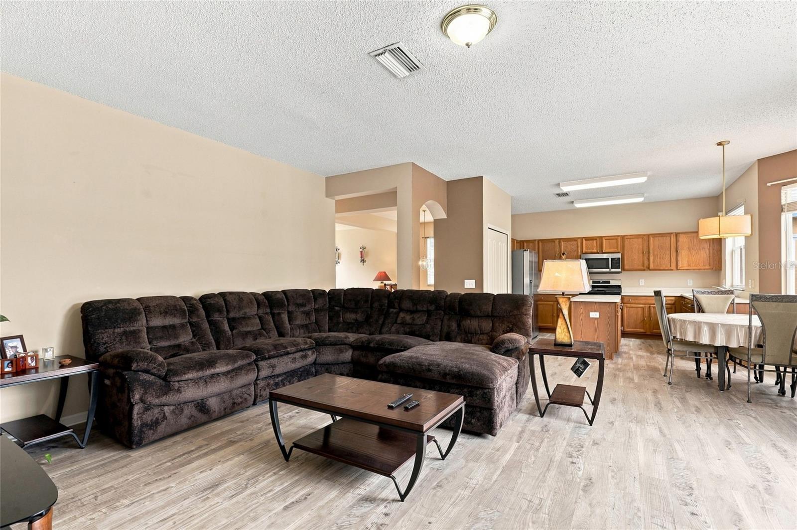 10526 Beneva Dr Property Photo 15