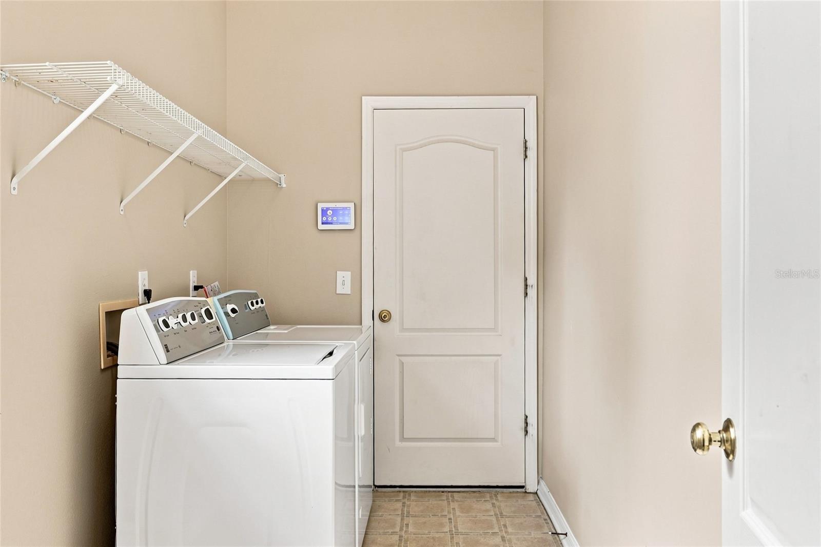 10526 Beneva Dr Property Photo 16