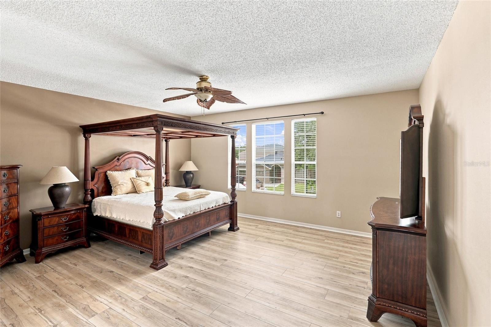10526 Beneva Dr Property Photo 18